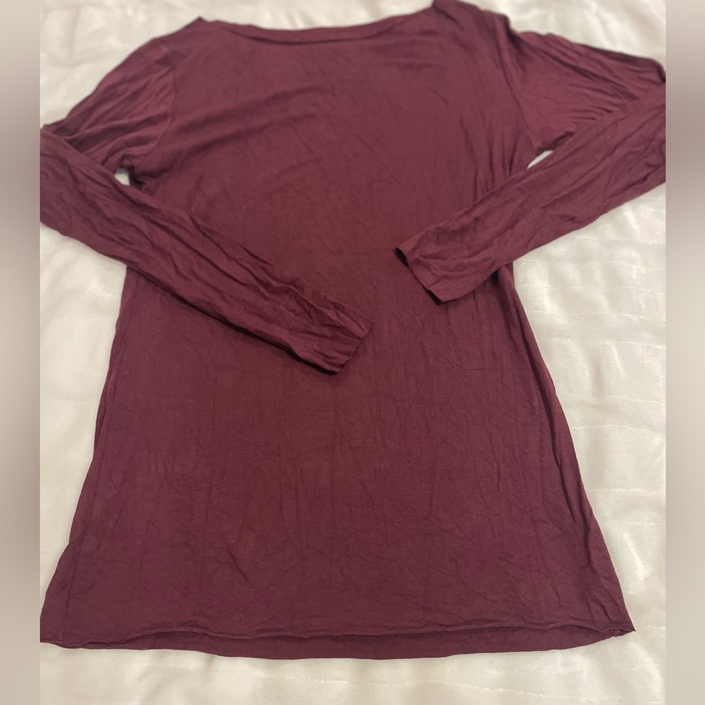 Suzy D London Viscose Long Sleeve Burgundy Top with veining.